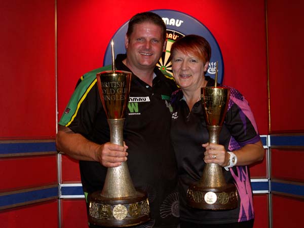 Gold Cup Singles 2018 Darts Champions - Scott Mitchell and Lisa Ashton